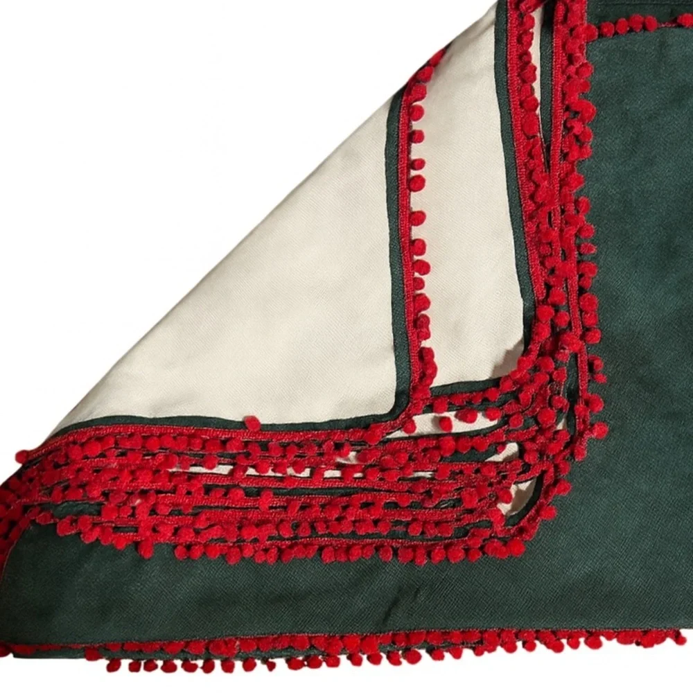 Festive Green & Red Pom Pom Christmas Napkins (Set of 16